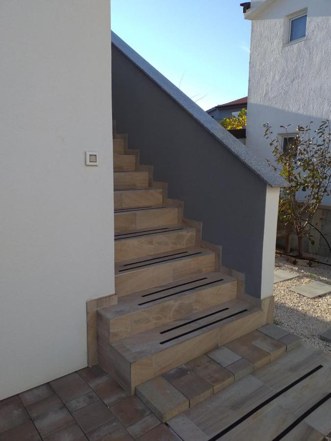Apartment Dvorak Vir Eksteriør bilde
